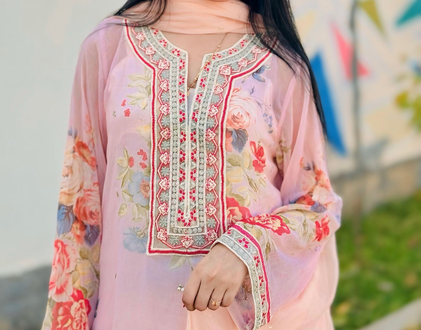 Noor E Gulabi